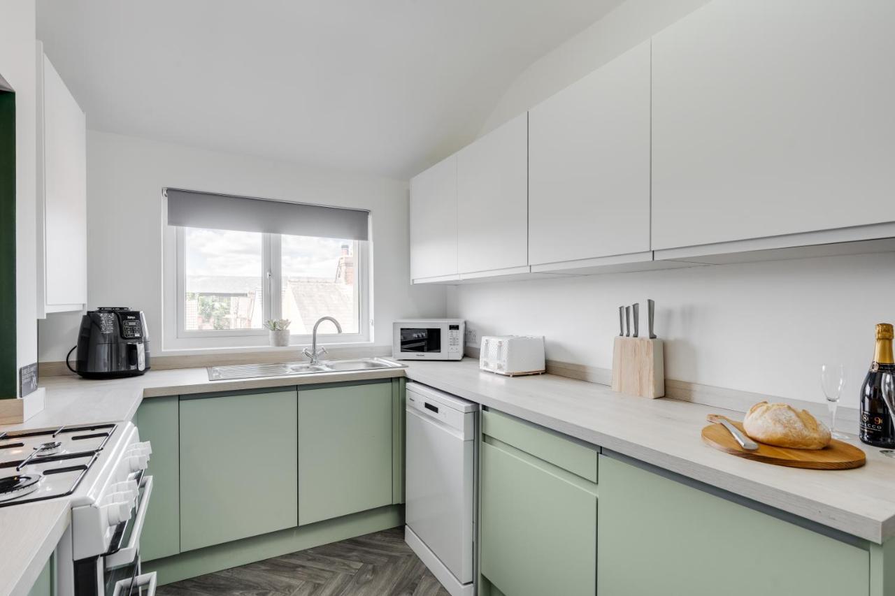 St David'S - Stylish 2 Bed Apartment, Free Parking, Close To Beach Lytham St Annes Exteriér fotografie
